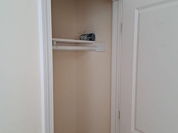 5th image of 227 Fairmount Ave #2
