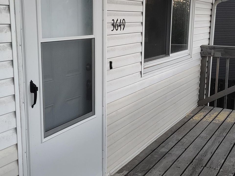 1st image of 3649 Albrecht Ave