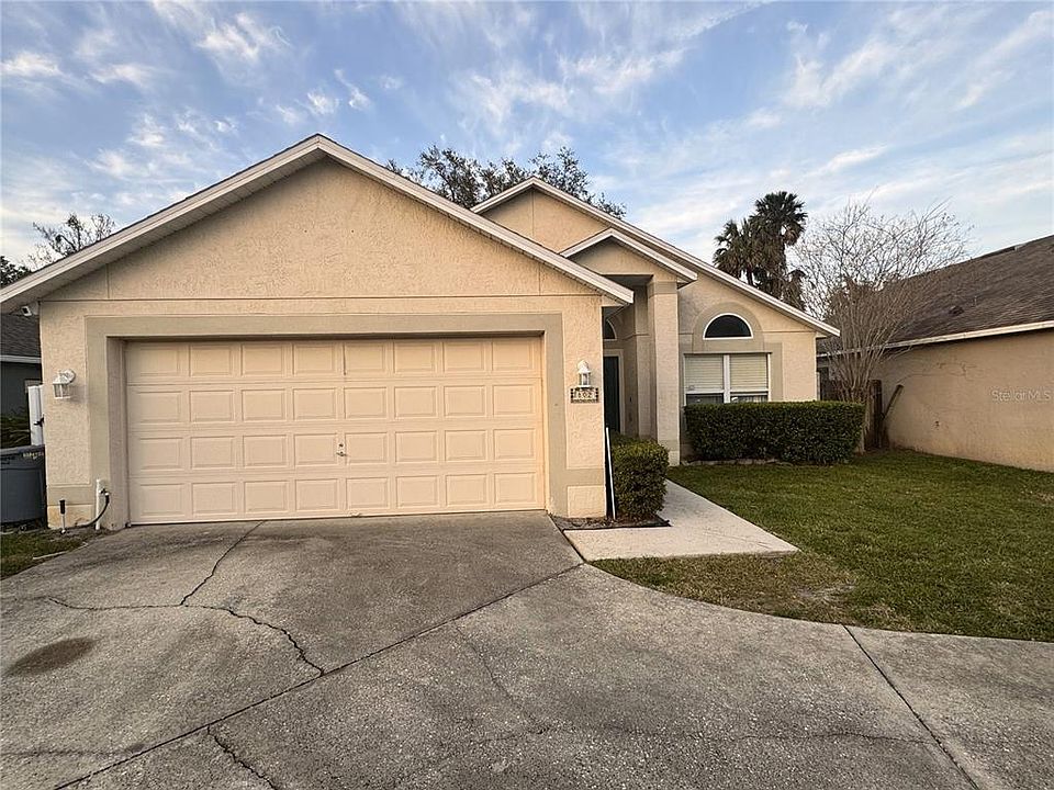 1st image of 802 Delfino Pl