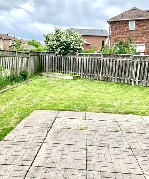 66 Oasis Blvd — Photo 25
