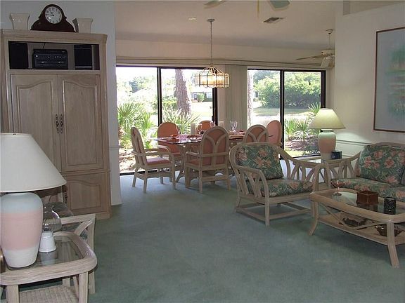 4th image of 646 Centre Ct SW Unit 15-A
