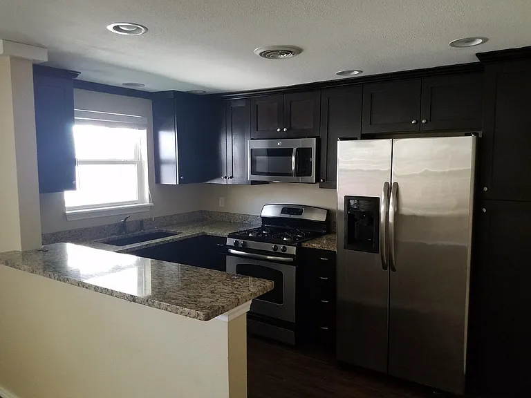 1441 S Frisco Ave #E — Photo 4