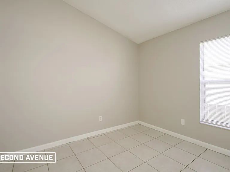 1914 Teaberry Ct — Photo 10