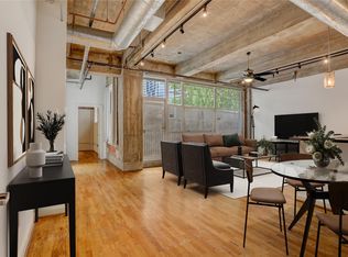 204 Travis St APT 4D, Houston, TX 77002