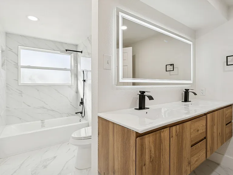3716 Ovid Ave — Photo 12