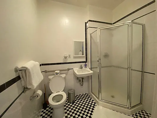 Rented by Dream Space Realty | media 38