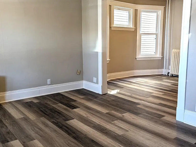 460 Delaware Ave #1 — Photo 3