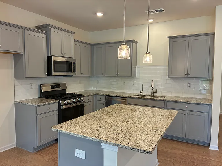 275 Harpers Run Ln — Photo 2