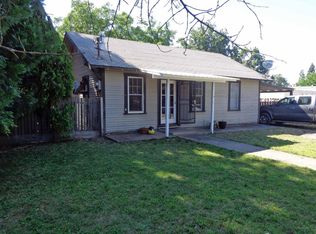 1358 Thomas Rd, Medford, OR 97501