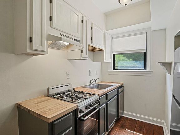 2nd image of 2655 41st St NW APT B4