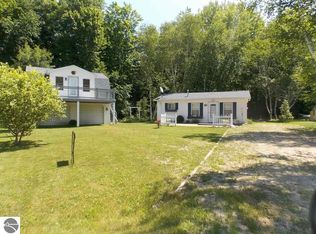 18900 Hillview Blvd, Barryton, MI 49305