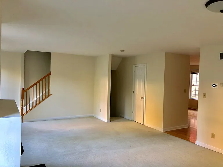 139 Morewood Ave #C — Photo 6