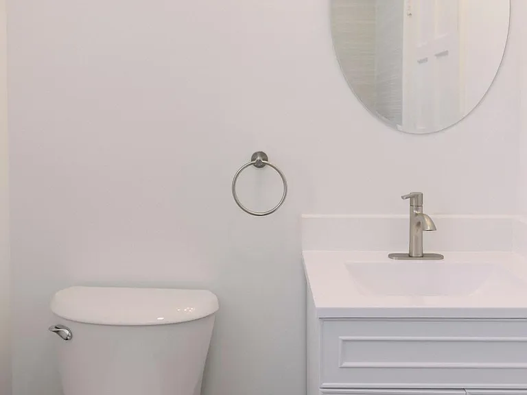 632 Faraday Pl NE — Photo 16