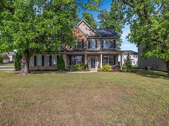 2nd image of 126 Meadows Walk Dr