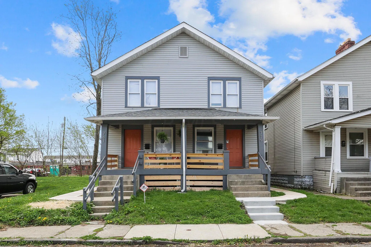 779 Stanley #779-781 photo 1