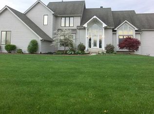 2515 Sycamore Hills Dr, Fort Wayne, IN
