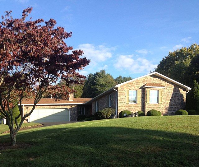 1st image of 18387 Westwood Dr