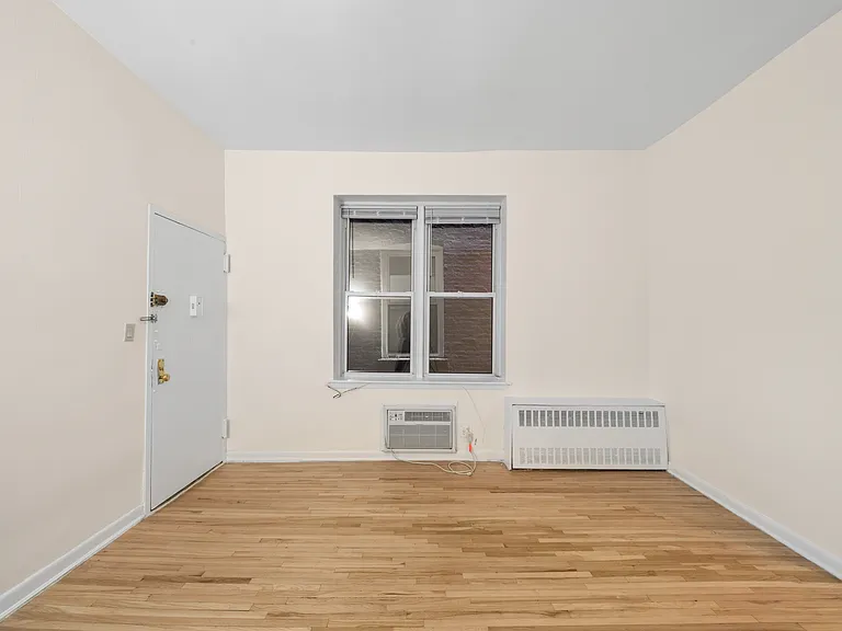 25 W 84th St #1H — Photo 13