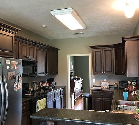4th image of 193 Weeping Willow Dr