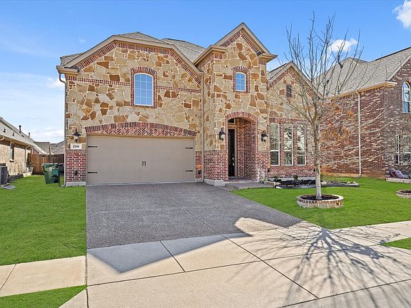 2nd image of 2316 Wind Meadow Ln