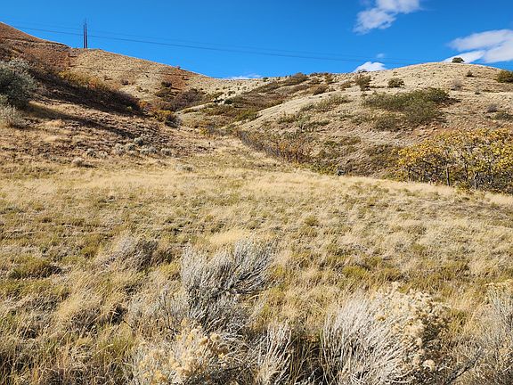 3rd image of Settlement Canyon Rd