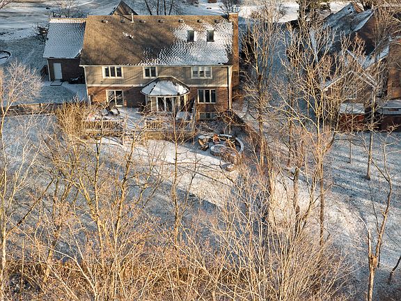 3rd image of 11254 Woods Bay Ln