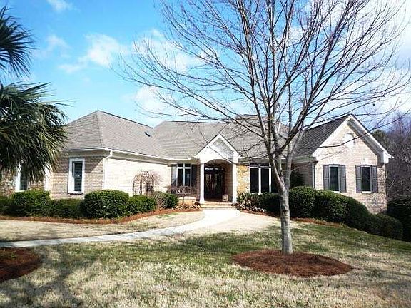 2nd image of 907 Lake Club Dr