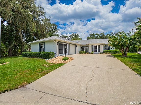 2nd image of 3048 E Balmoral Ct