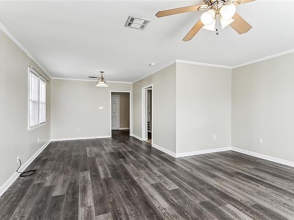 4th image of 6427-29 General Diaz St