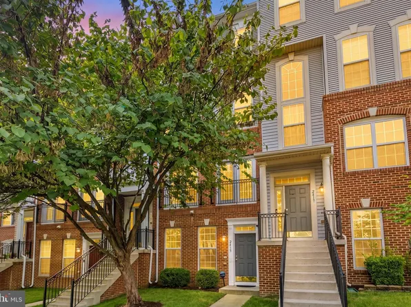 2415 Rainswood Ln, Woodbridge, VA 22191