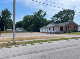 2906 Pershing Blvd, Granite City, IL 62040