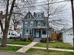 109 4th St, Ridgefield Park, NJ 07660
