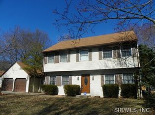 208 Britanna Dr, Swansea, IL