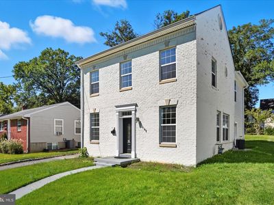 9410 52nd Ave, College Park, MD, 20740