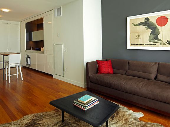 3rd image of 15 William St #9