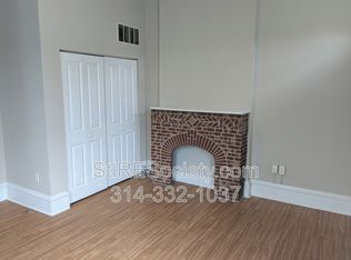 229 W Steins St #1F, Saint Louis, MO 63111