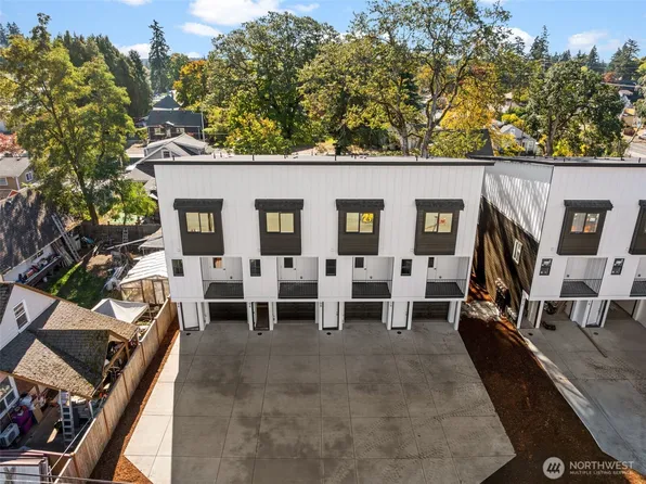 312 118th Street S #4, Tacoma, WA 98444