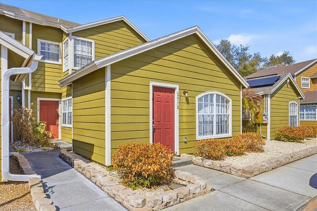 1 bed, 1.0 bath, 500 sqft, $1,000 — Photo 2