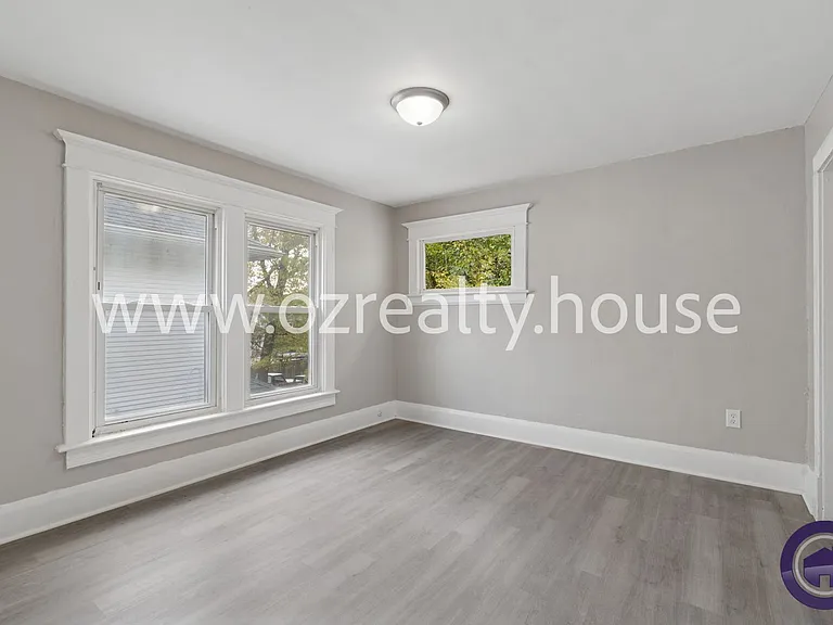 3241 Cherry St — Photo 10