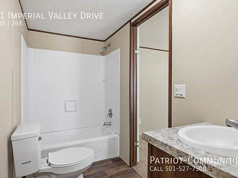 31 Imperial Valley Dr — Photo 12