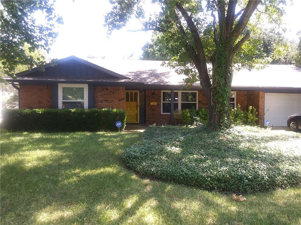 1st image of 7304 Vanessa Dr