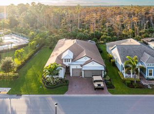 3725 Helmsman Dr, Naples, FL 34120