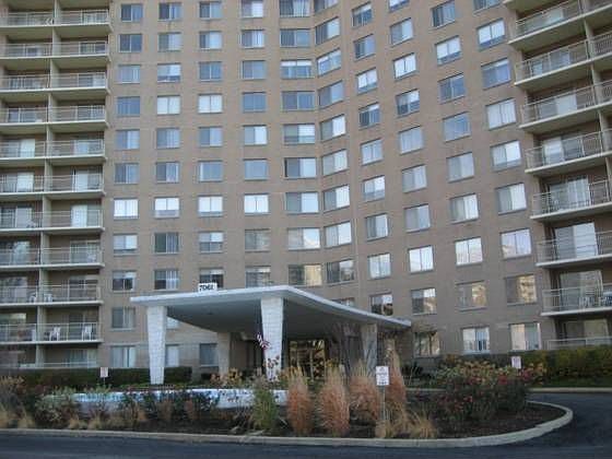 1st image of 7061 N Kedzie Ave Suite 1003