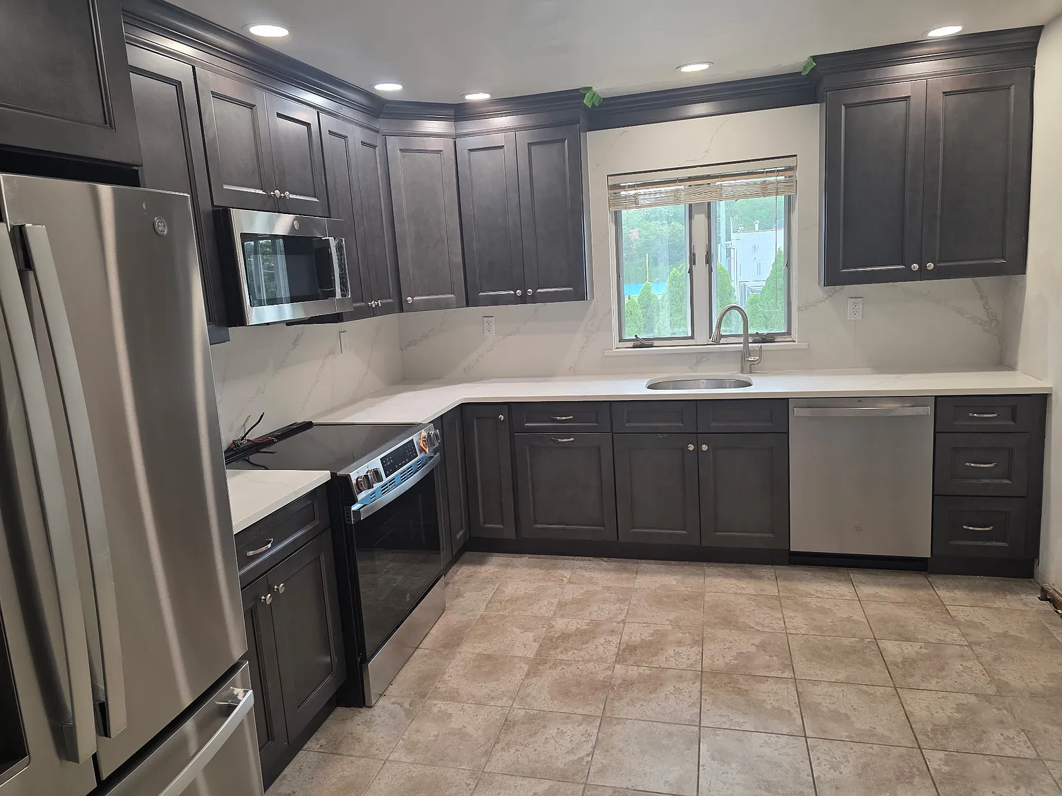 2 bed, $2,600 — Photo 2