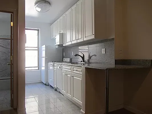 Rented by Luxor Homes & Investment Realty | media 29