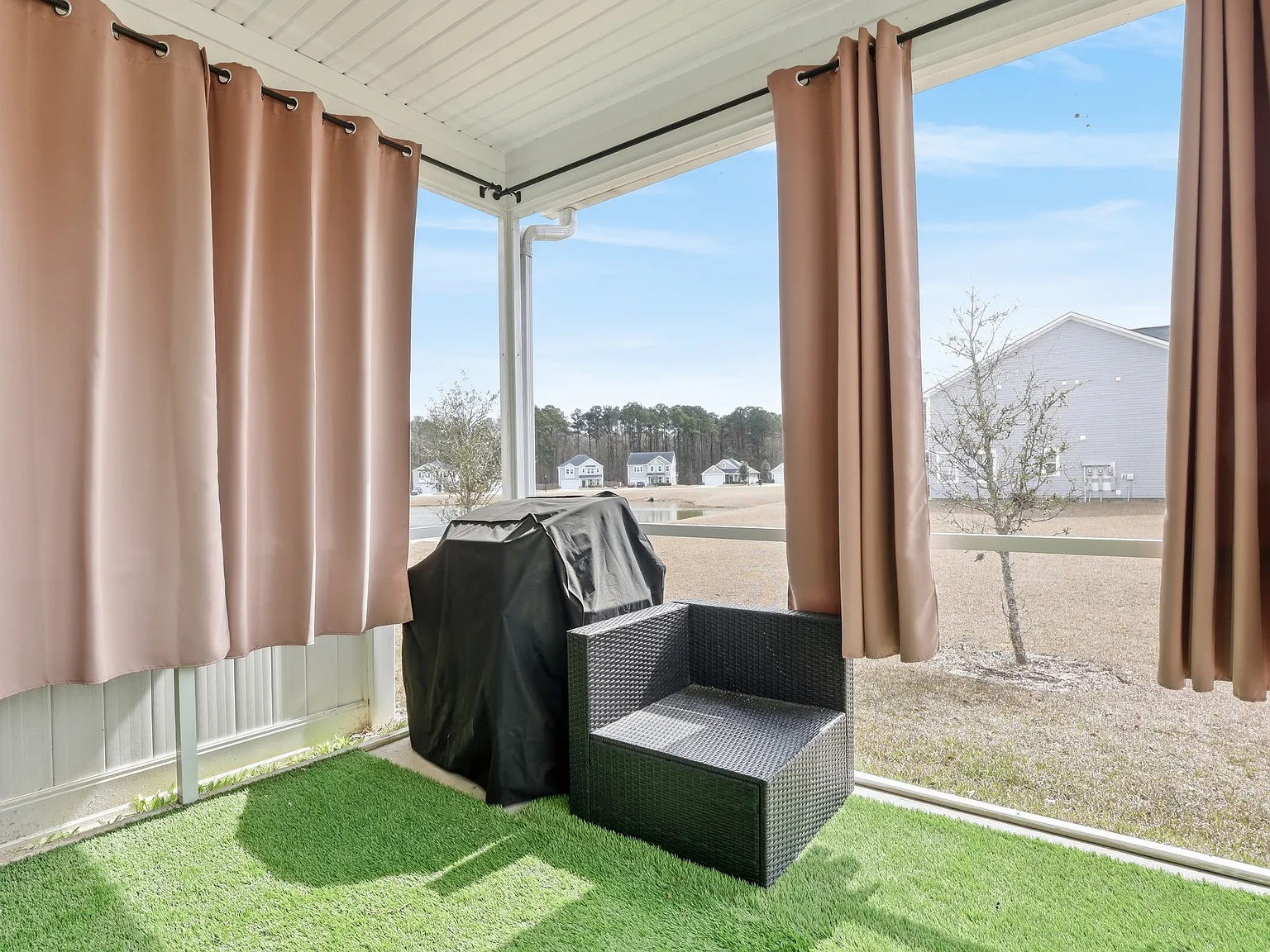 3 bed, 1654 sqft, $2,200 — Photo 4