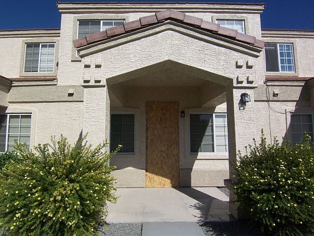 1st image of 5635 El Paseo Dr APT 102