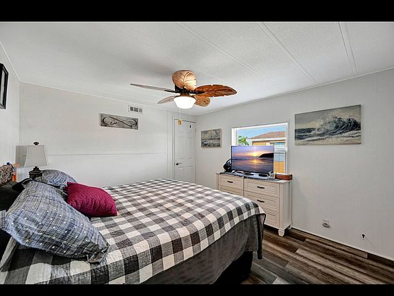 4th image of 20 Quilla Ct
