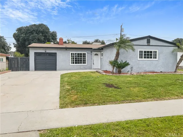 3075 Molly St, Riverside, CA 92506