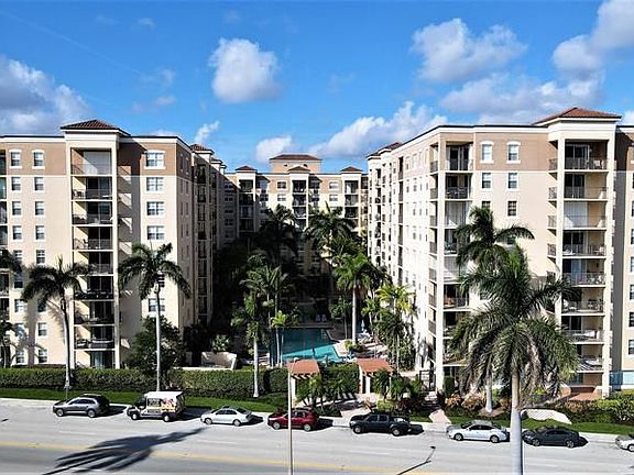 3rd image of 1801 N Flagler Dr APT 102